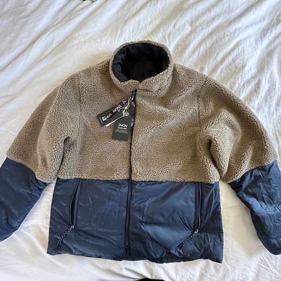 Men's Taion Reversible Fleece Down Jacket - Picture 1 of 7